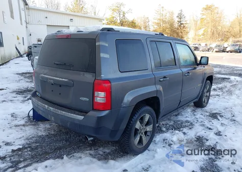 2017 Jeep Patriot High Altitude 4X4 z USA, uszkodzony, nr VIN 1C4NJRFB8HD181661
